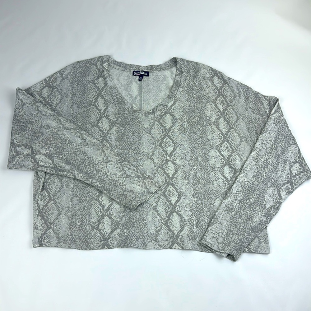 Freshman 1996 Snake Print V Neck Cropped Sweater. Size Medium. Gray & White.